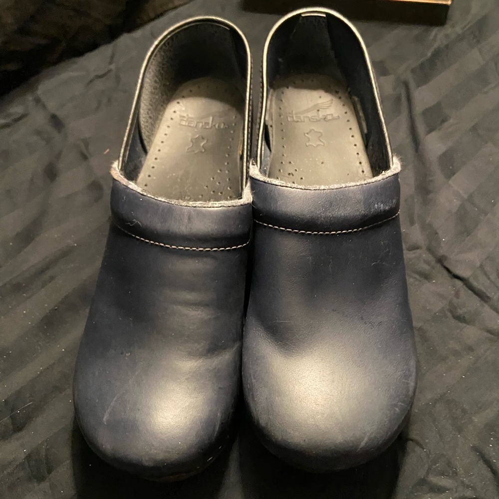 Dansko size 42